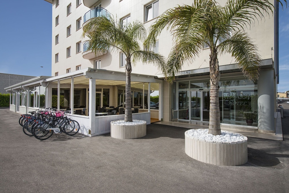 

Palermo - Torvajanica - Simon Hotel