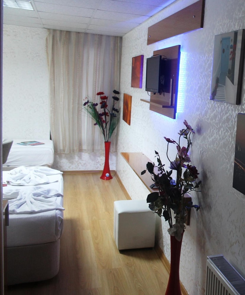 

Napoli - Esenyurt - Avcılar İnci Hotel