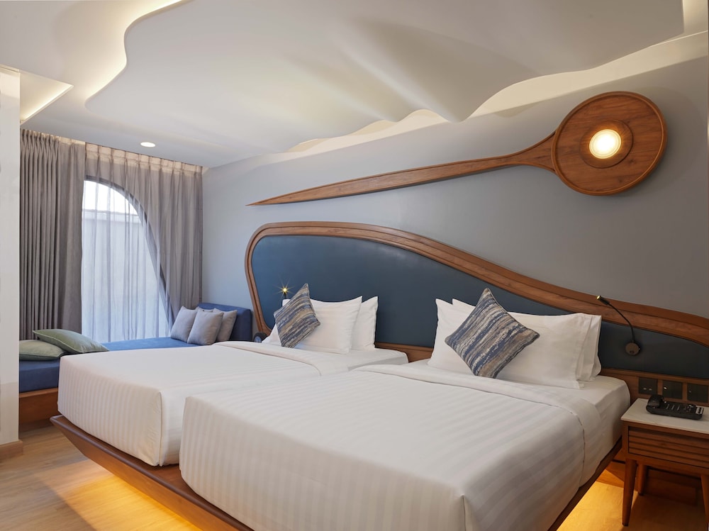 

Roma - Si Sunthon - The Oceanic Sportel Phuket - SHA Extra Plus