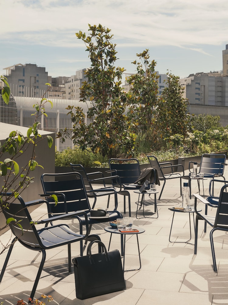 

Pisa - Nanterre - OKKO Hotels Paris La Défense