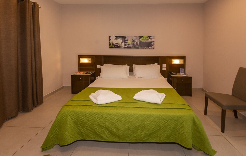 

Brindisi - Marsaxlokk - Cerviola Hotel