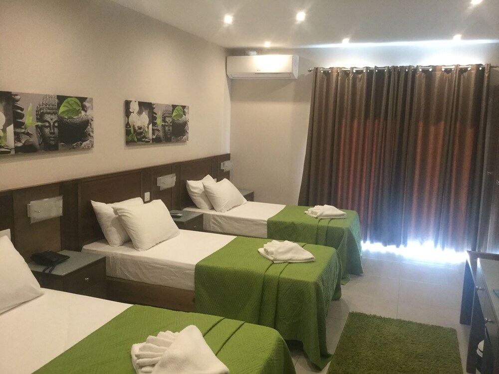

Catania - Sliema - Cerviola Hotel