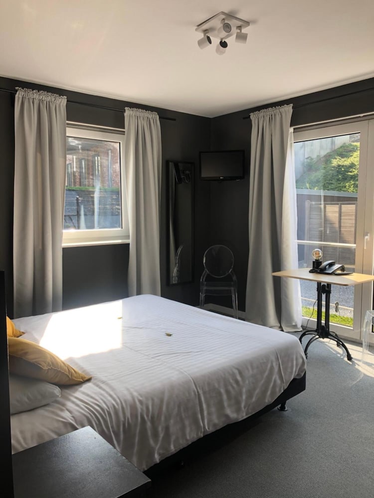 

Roma - Namur - New Hotel De Lives