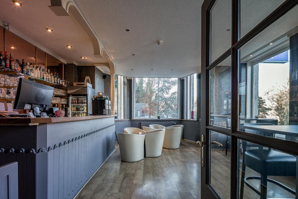 

Roma - Namur - New Hotel de Lives