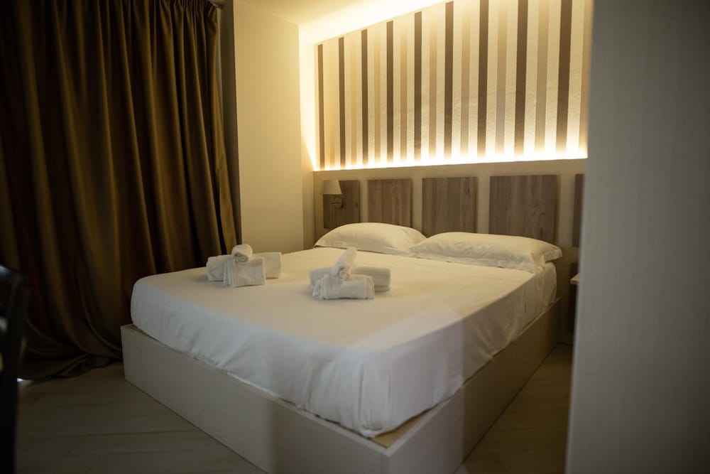

Milano - Paola - Hotel Cliché
