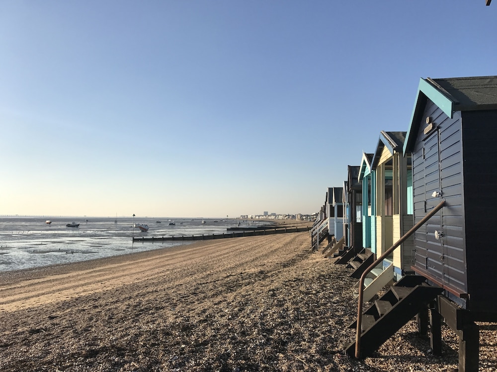 

Milano - Southend-On-Sea - Camelia Hotel