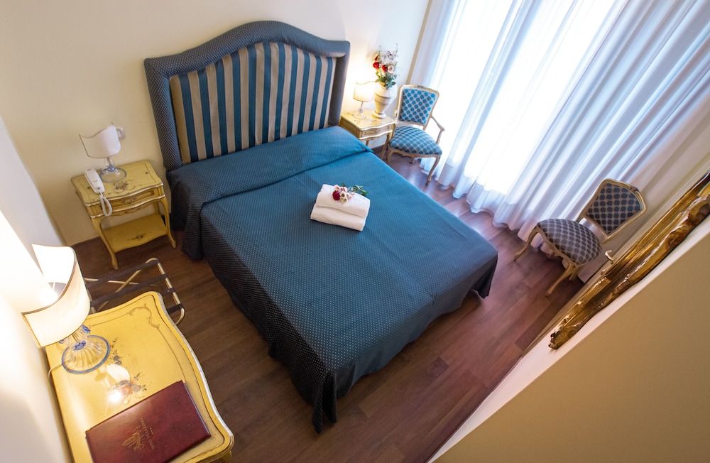 

Roma - Lido di Venezia - Hotel Villa Edera