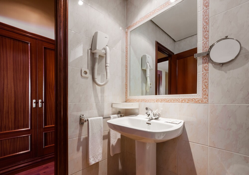

Milano - Getafe - Hotel Los Olivos