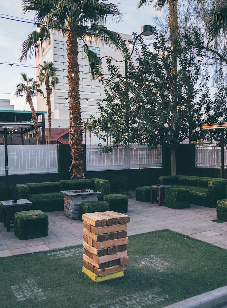 

Milano - Las Vegas (NV) - Oasis at Gold Spike