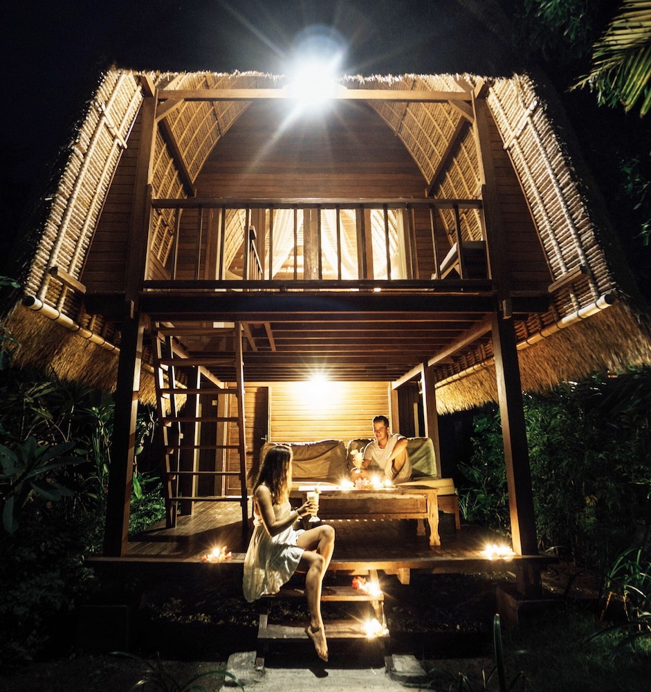 Insel – Sukanusa Luxury Huts
