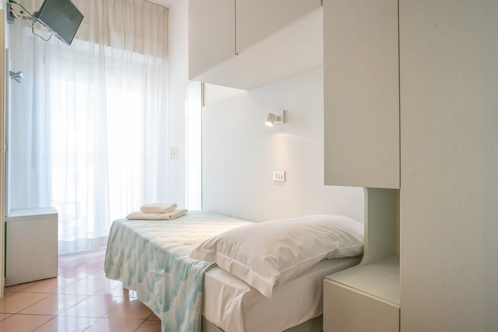 

Verona - Riccione - Hotel Radar