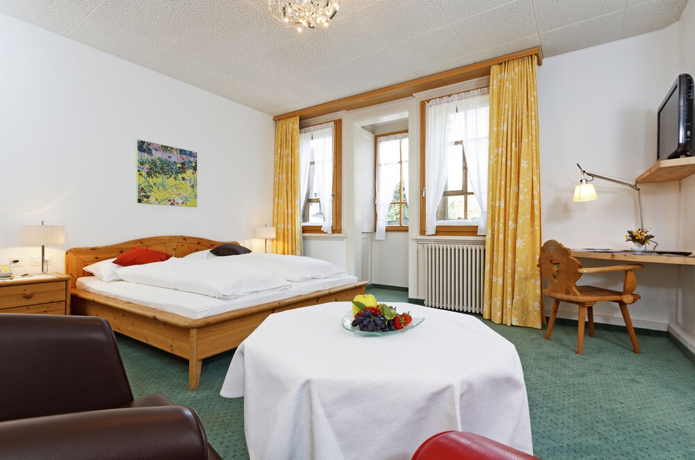 

Roma - Bivio - Schweizerhaus Swiss Quality Hotel