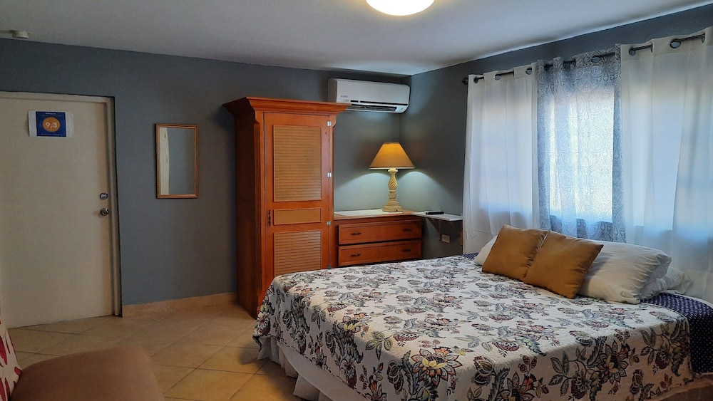 

Bologna - Palm Beach - Aruba Cunucu Residence