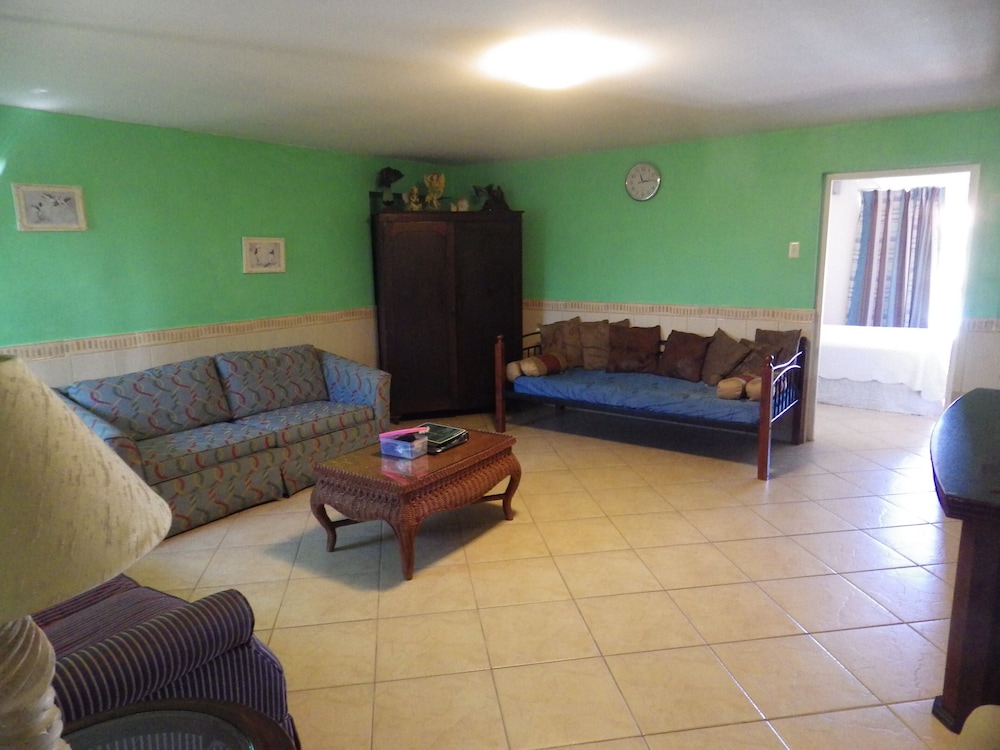 

Venezia - Palm Beach - Aruba Cunucu Residence