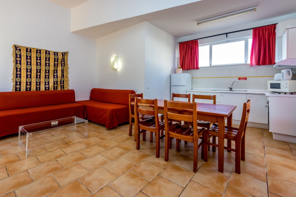 

Bologna - Armacao de Pera - Apartamentos Turísticos Pateo Village