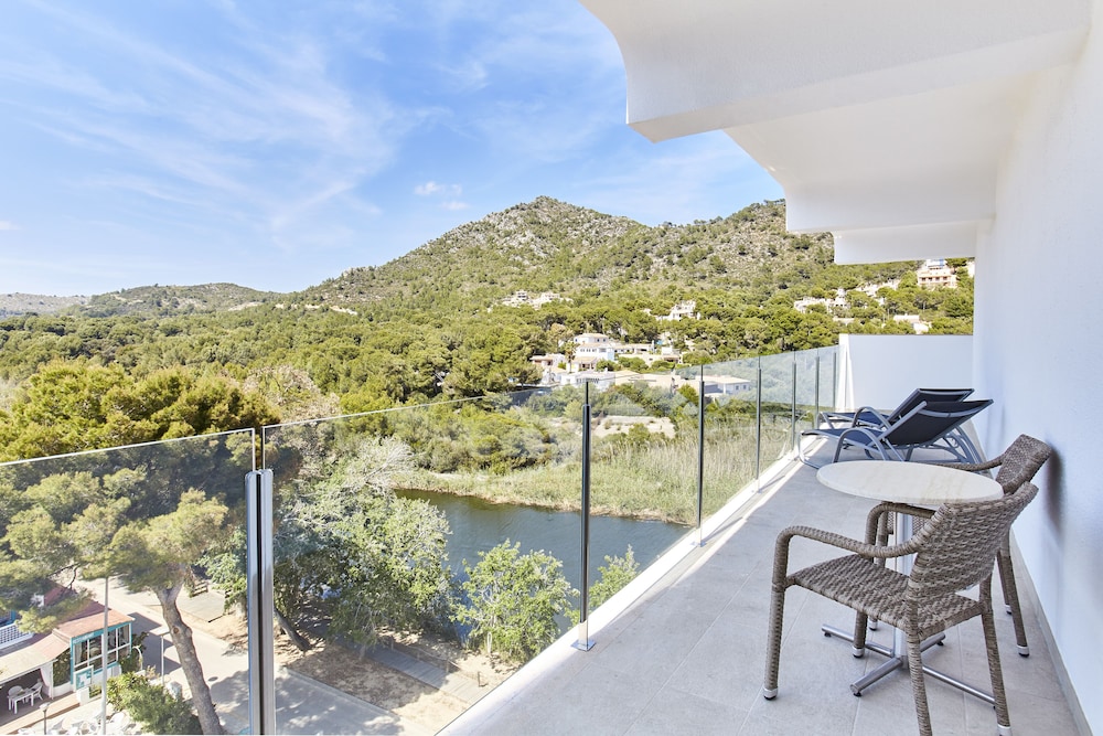 

Roma - Arta - Universal Hotel Castell Royal
