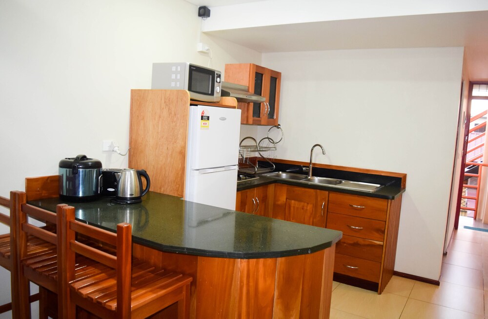 

Bari - Nadi - Al-Minhaj Service Apartments