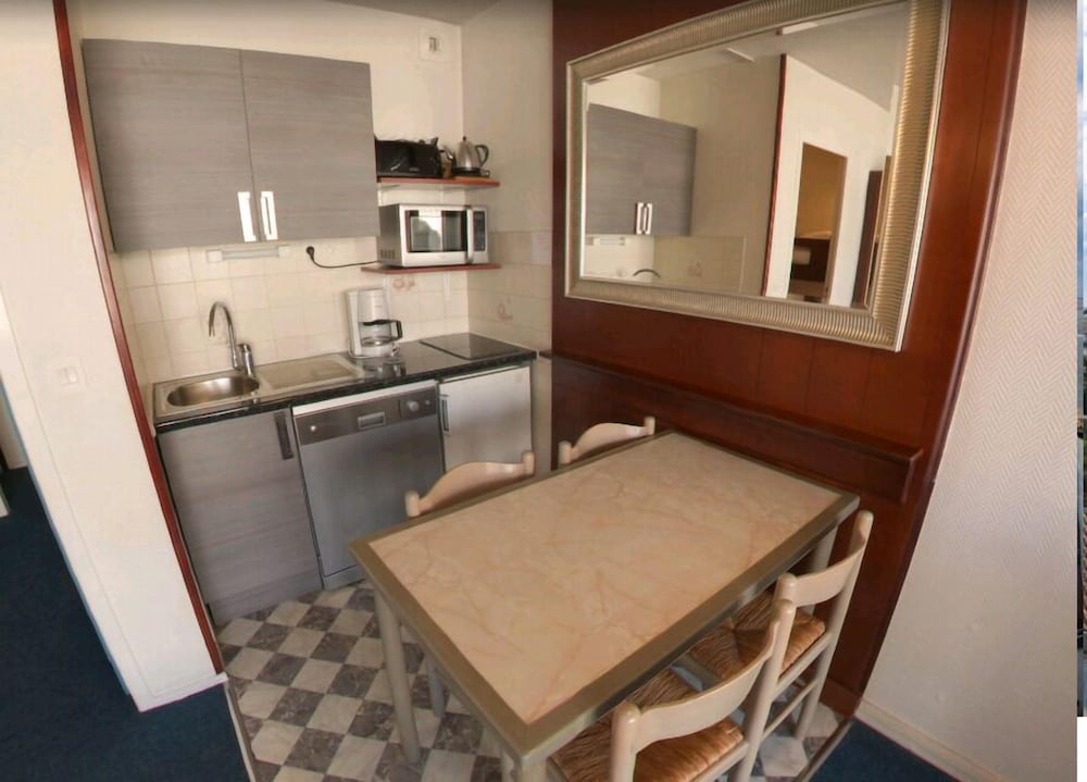 

Milano - Arcachon - Appart'hôtel Le Trianon
