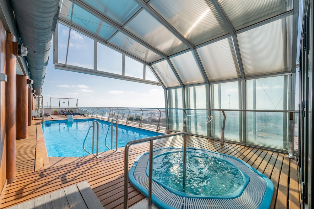 

Verona - Mahon - ARTIEM Capri Hotel