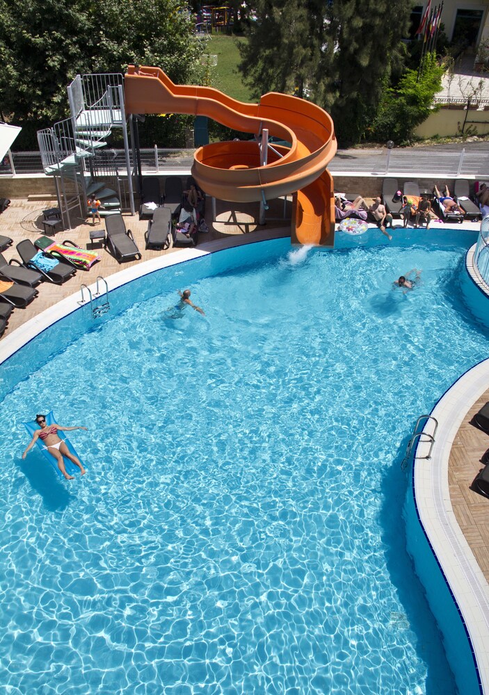

Milano - Colakli - Holiday City Hotel