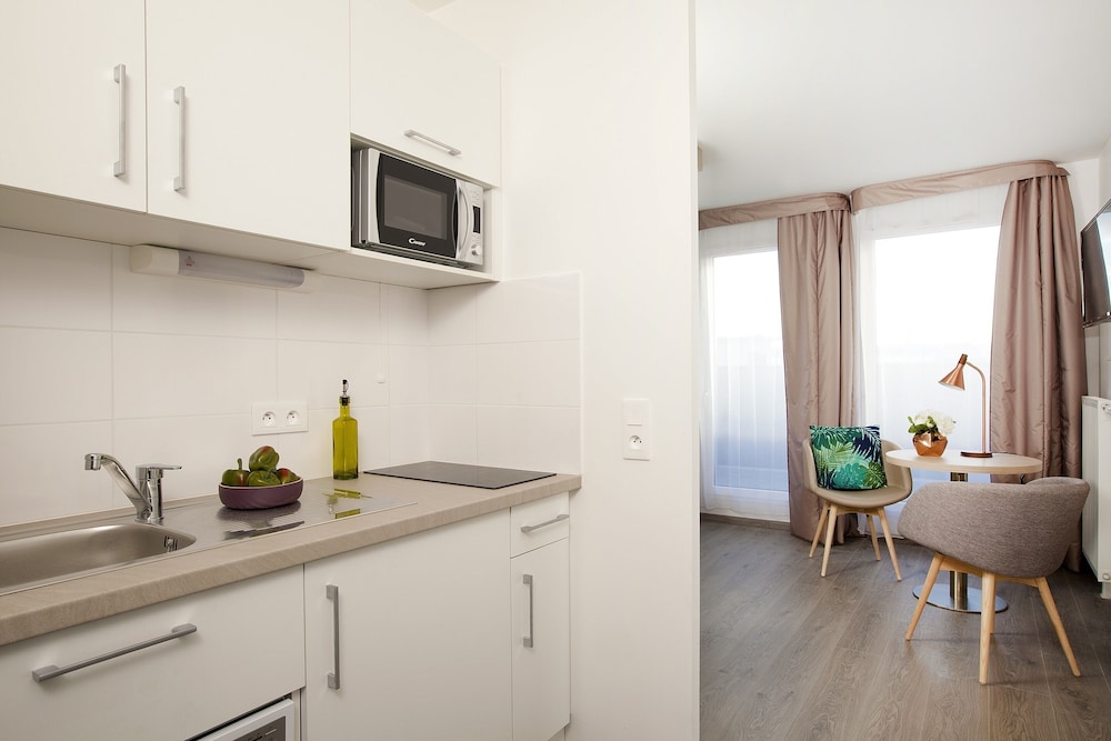 

Ancona - Courbevoie - Residhome Asnieres Park