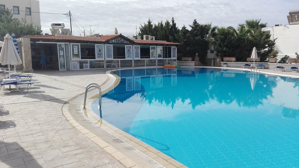 

Venezia - Lardos - Coliseum Studios & Apartments