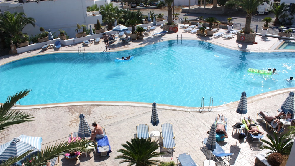 

Pisa - Pefkos - Coliseum Studios & Apartments