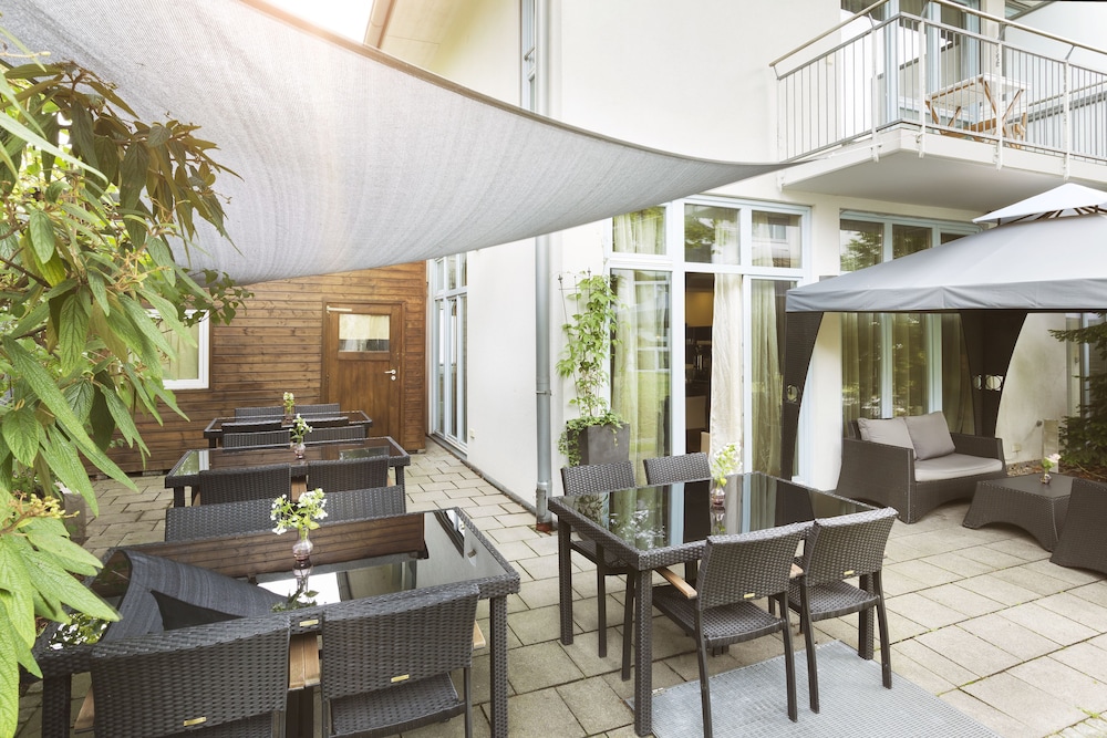 

Milano - Germering - Empress Boutique Hotel