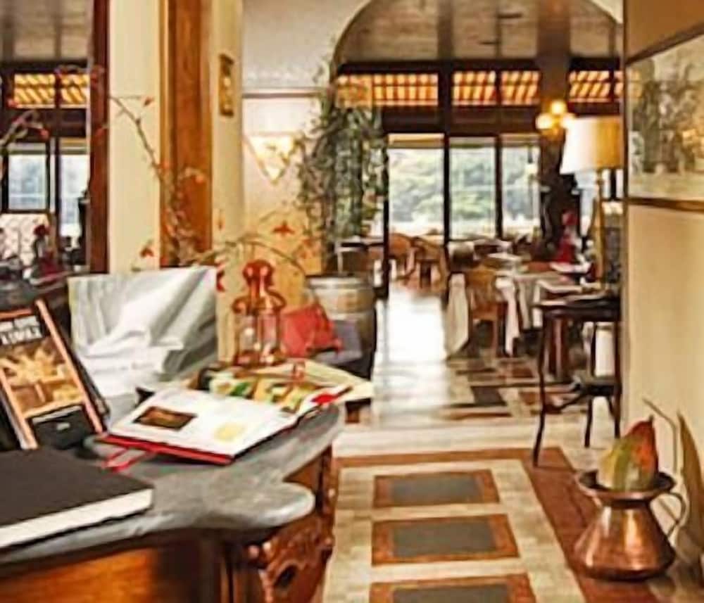 

Milano - Grottaferrata - Hotel Cacciani