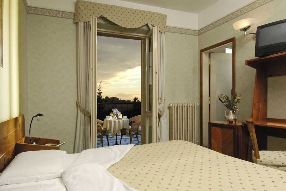 

Palermo - Grottaferrata - Hotel Cacciani