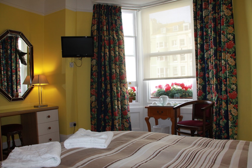 

Napoli - Brighton - Ambassador Hotel