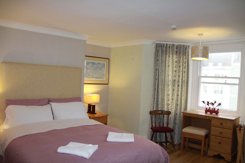 

Roma - Brighton - Ambassador Hotel