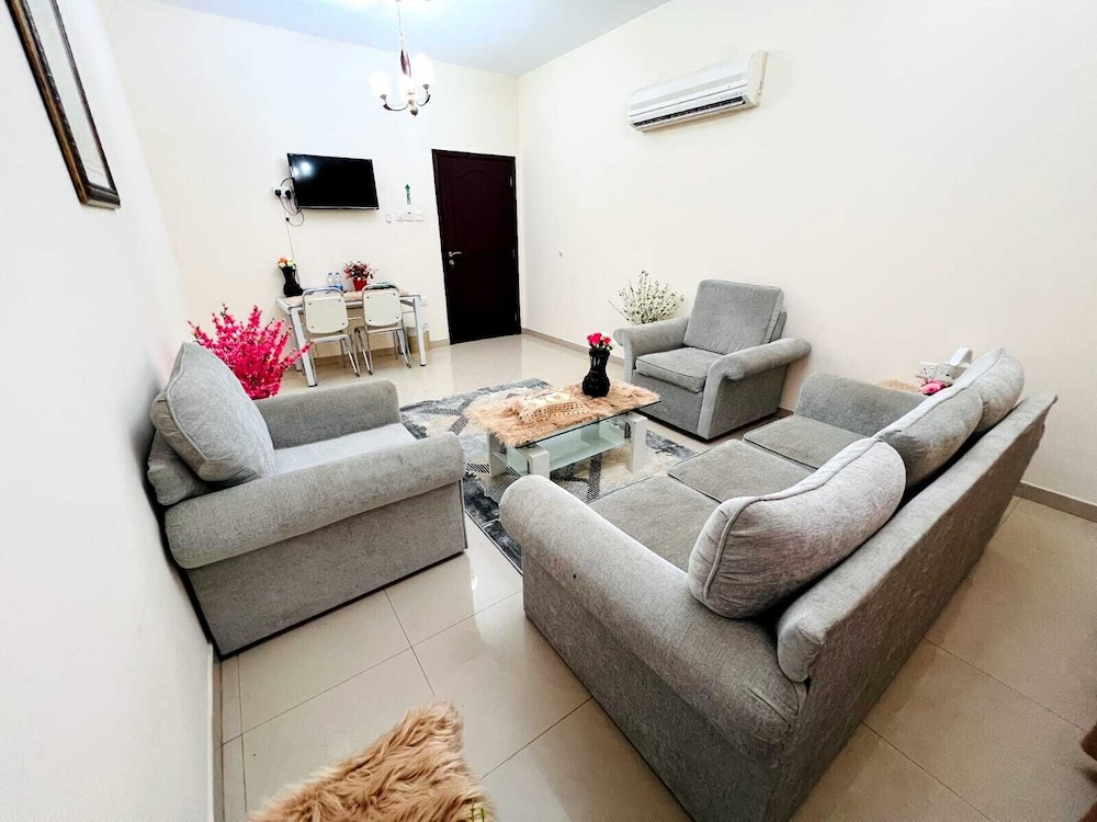 

Milano - Sarūq - Dar Al Deyafa Hotel Apartment