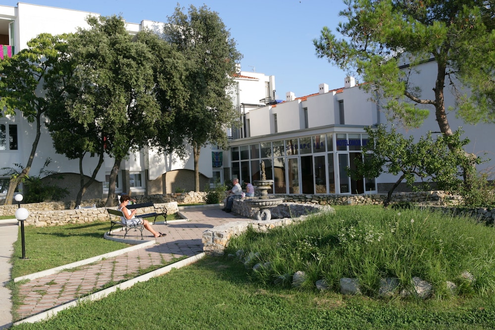 

Napoli - Krk - Hotel Omorika