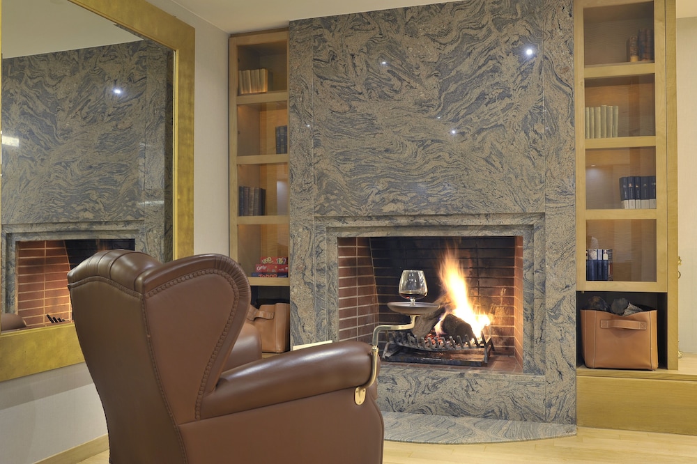 

Firenze - Pireo - Melia Athens