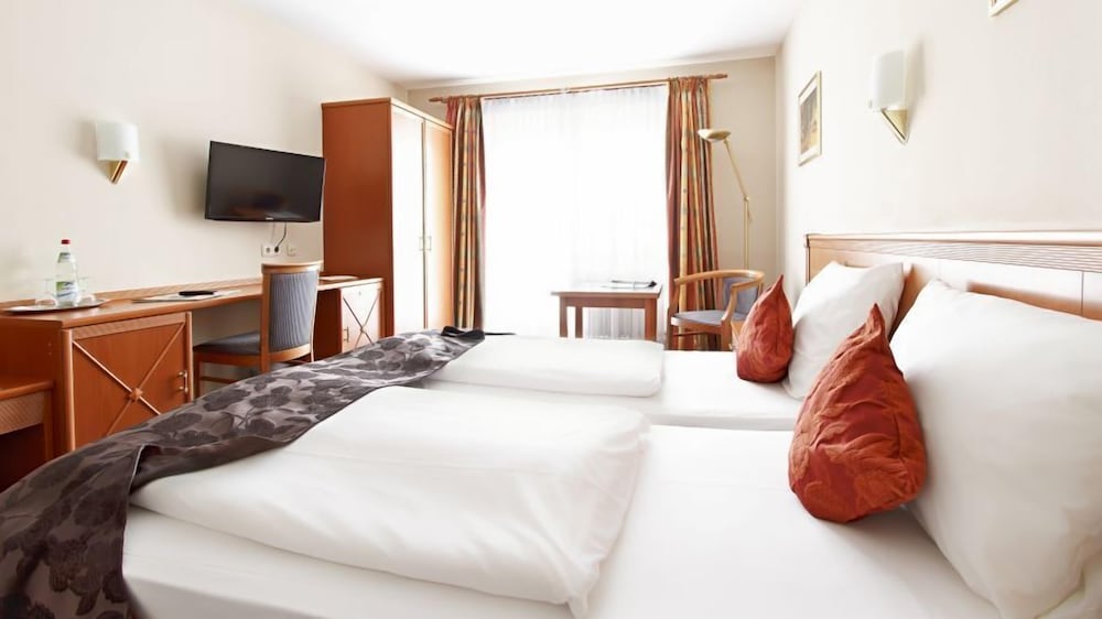 

Torino - Germering - Hotel Blutenburg