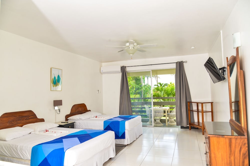 

Bologna - Negril - Negril Beach Club