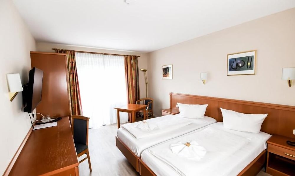 

Milano - Germering - Hotel Blutenburg
