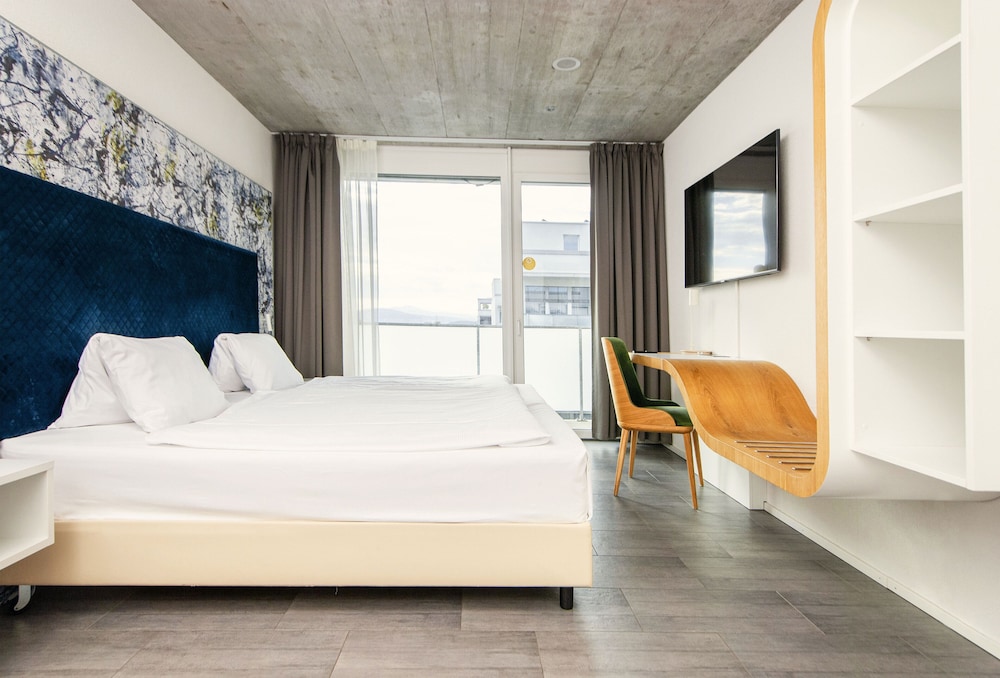 

Bari - Baden, Switzerland - Tailormade Hotel IDEA Spreitenbach
