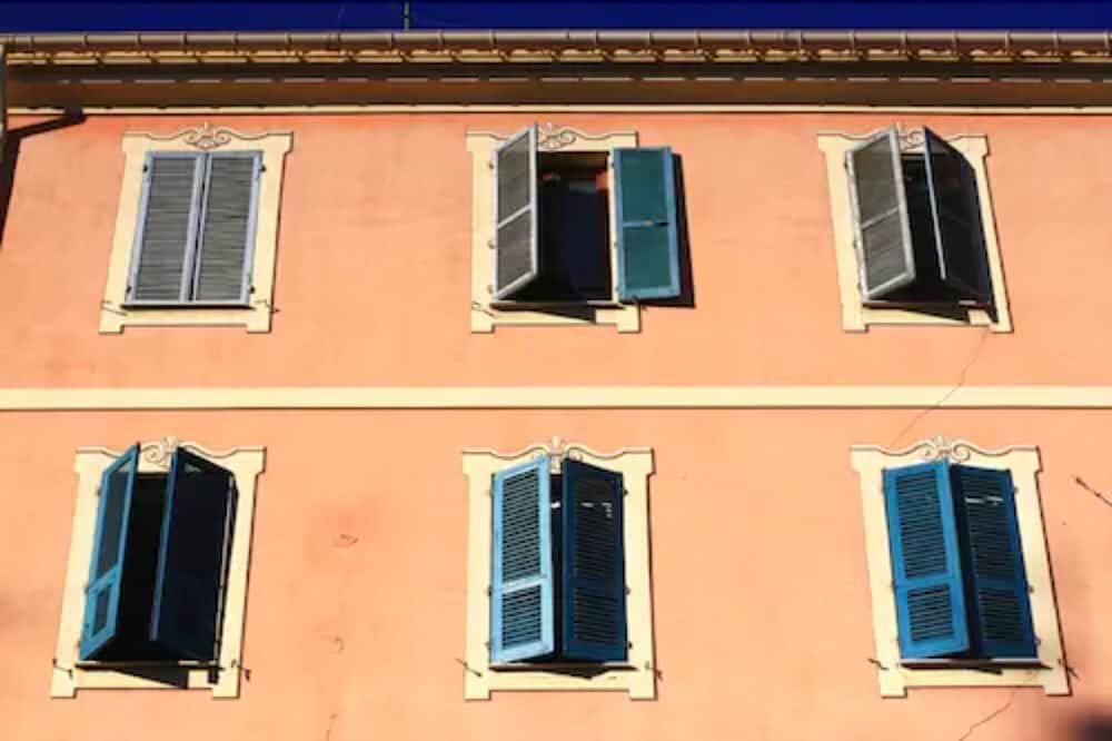

Bologna - Ajaccio - Kallisté