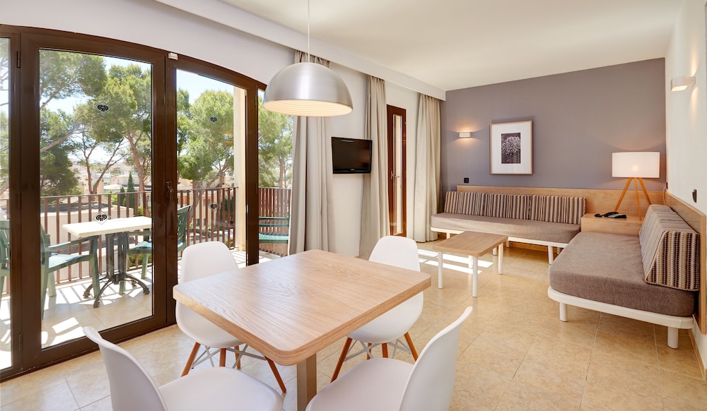 

Bologna - Son Servera - Protur Floriana Resort Aparthotel