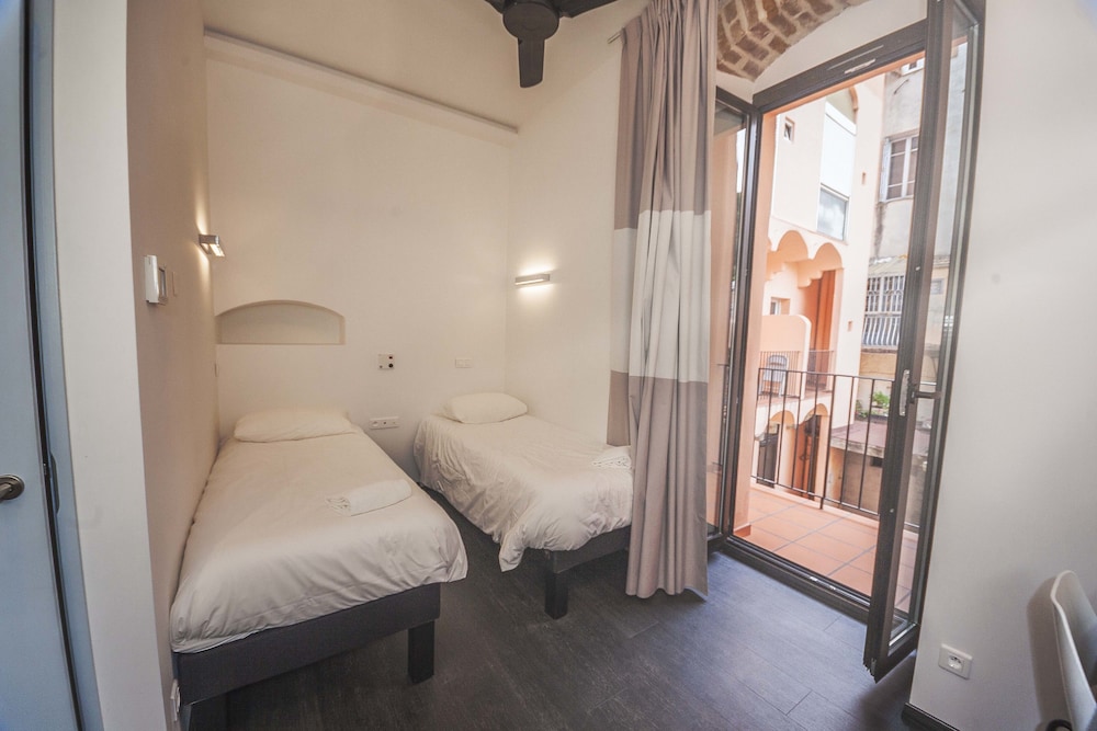 

Firenze - Ajaccio - Kallisté