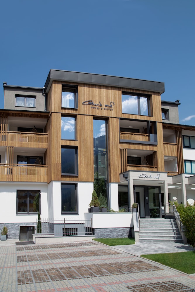 

Roma - Mayrhofen - Hotel & Suites Glück Auf