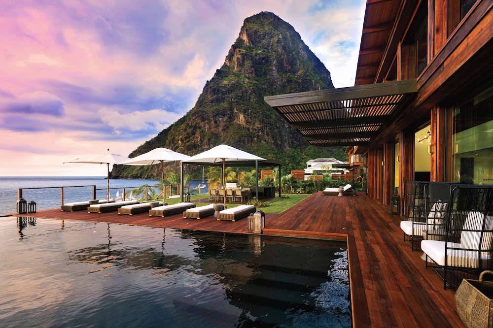 

Napoli - Soufriere - Sugar Beach, A Viceroy Resort