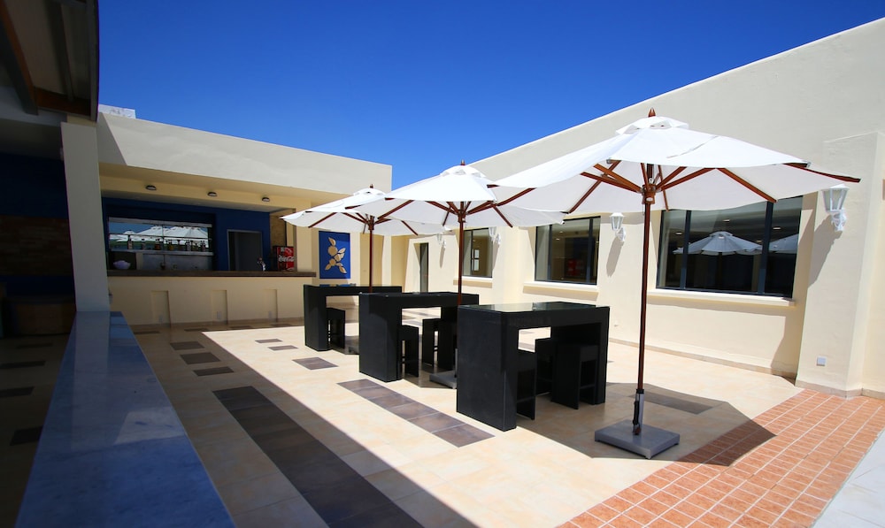 

Bari - Nabeul - Omar Khayam Resort & Aqua Park