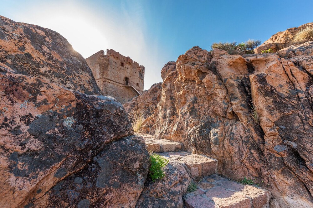 

Milano - Ota - Capo D'orto - Porto - Corse