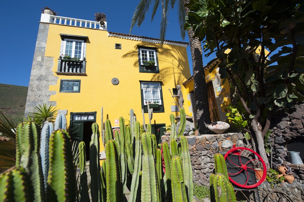 

Napoli - Granadilla de Abona - Hotel Rural Senderos de Abona