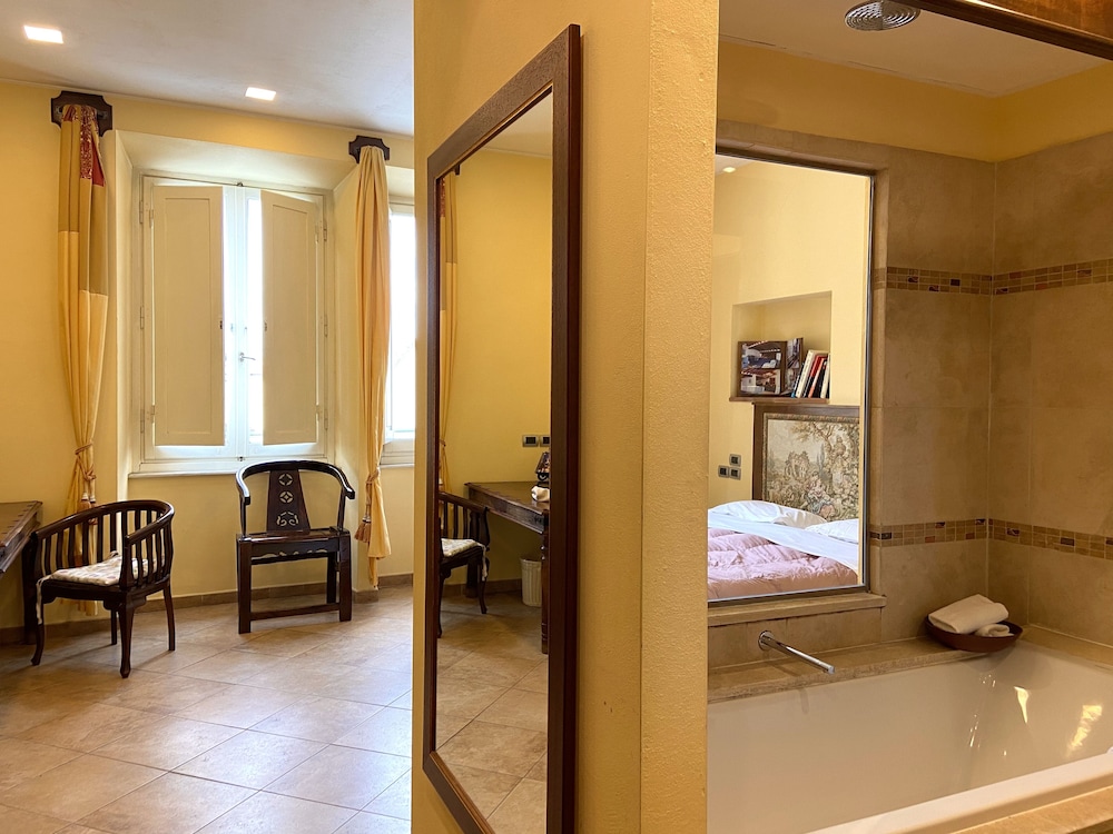 

Roma - Arezzo - Vogue Hotel Arezzo