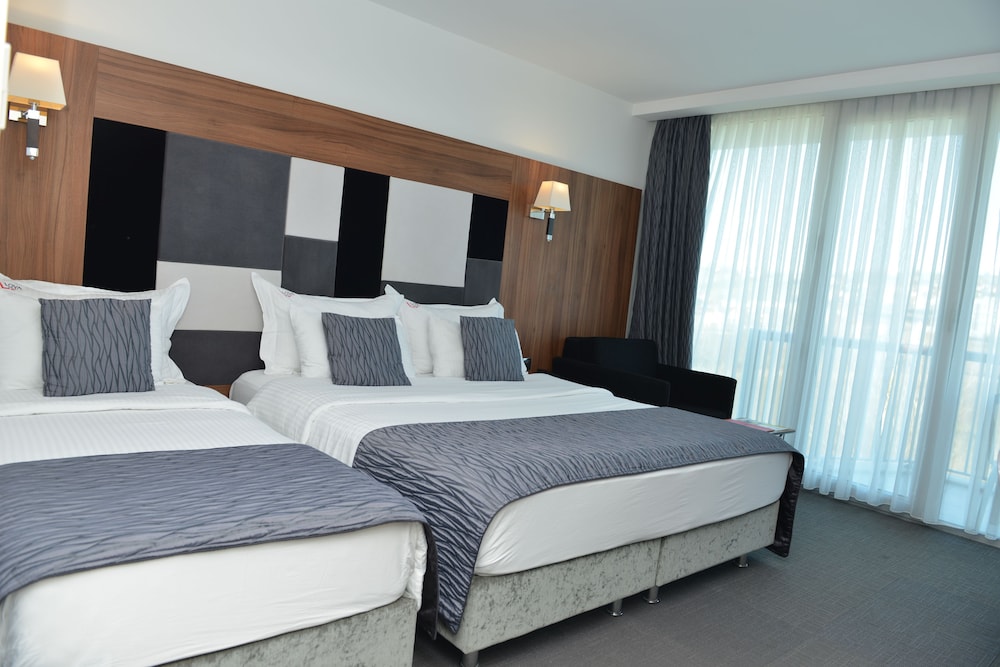 

Bari - Yalova - Yalova Lova Hotel & SPA Yalova