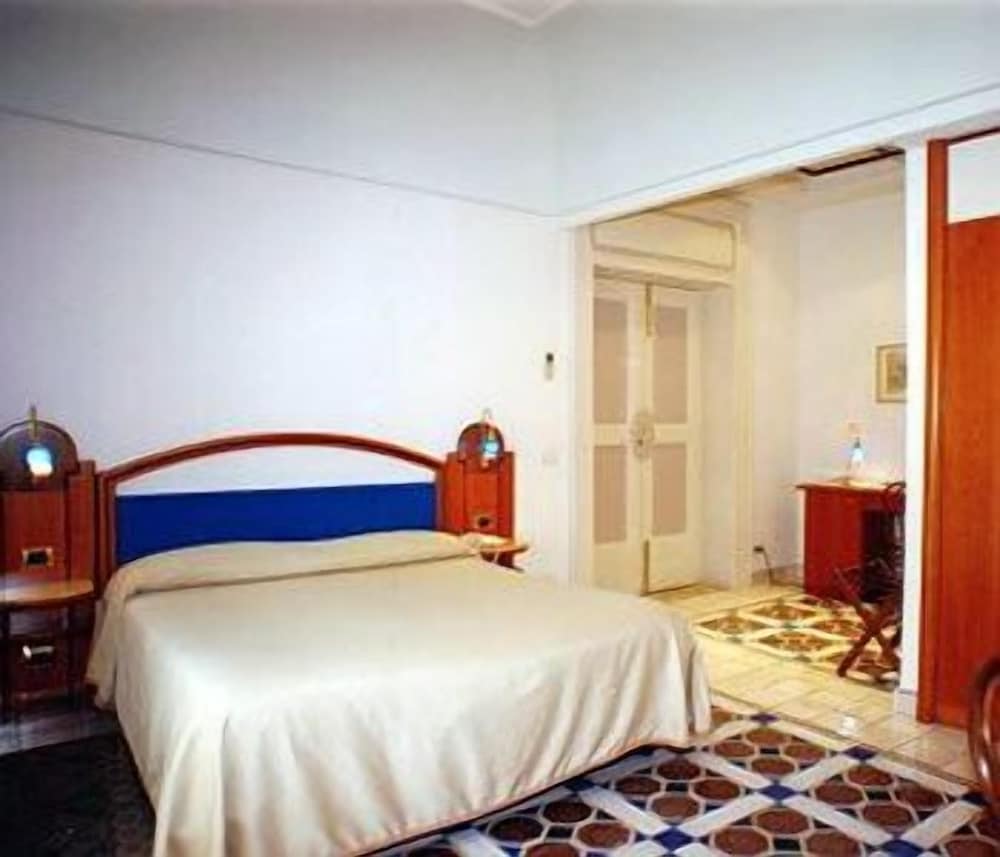

Milano - Scala - Hotel Lidomare